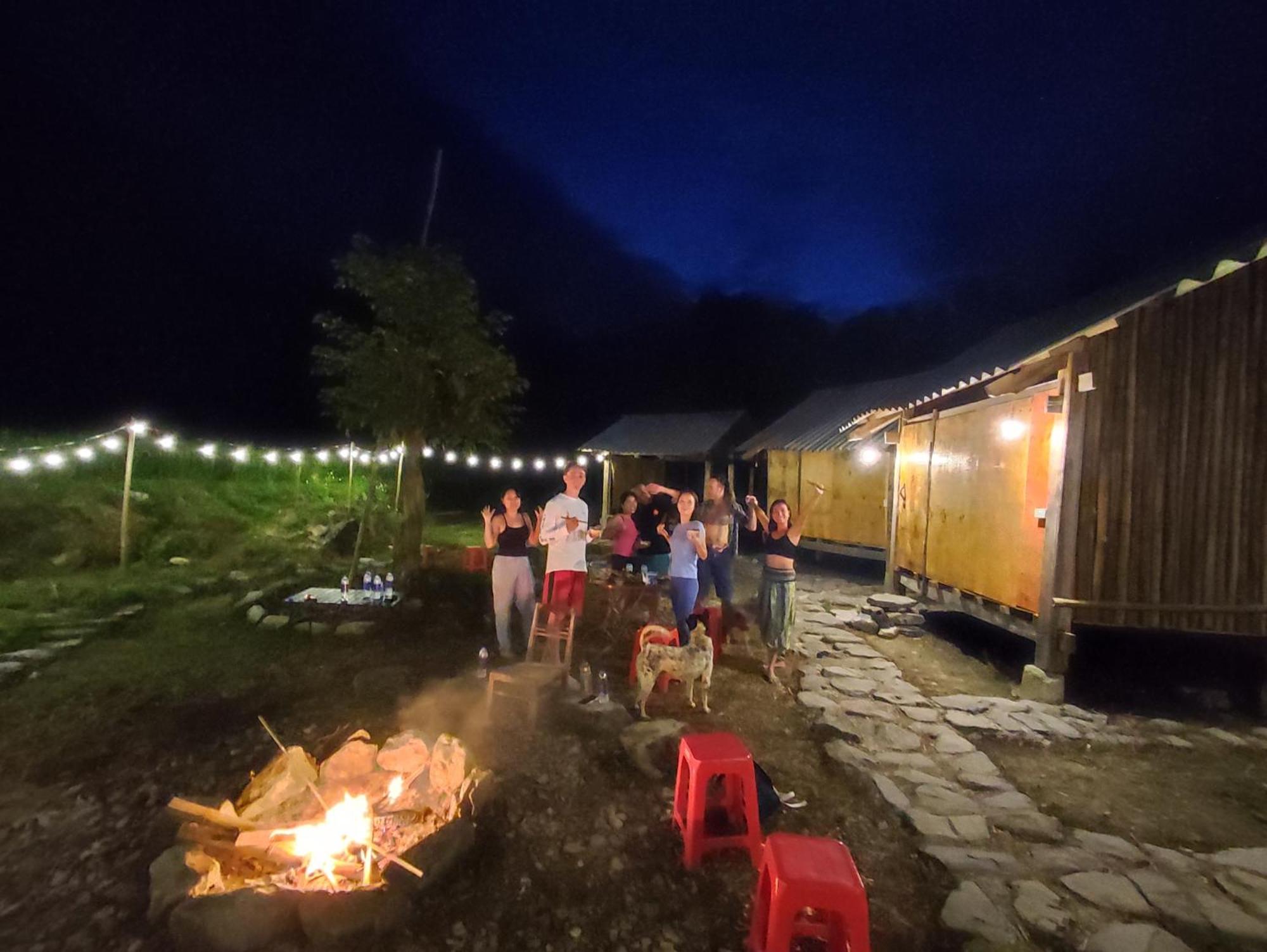 Lung Muoi Homestay Na Giao Exterior photo